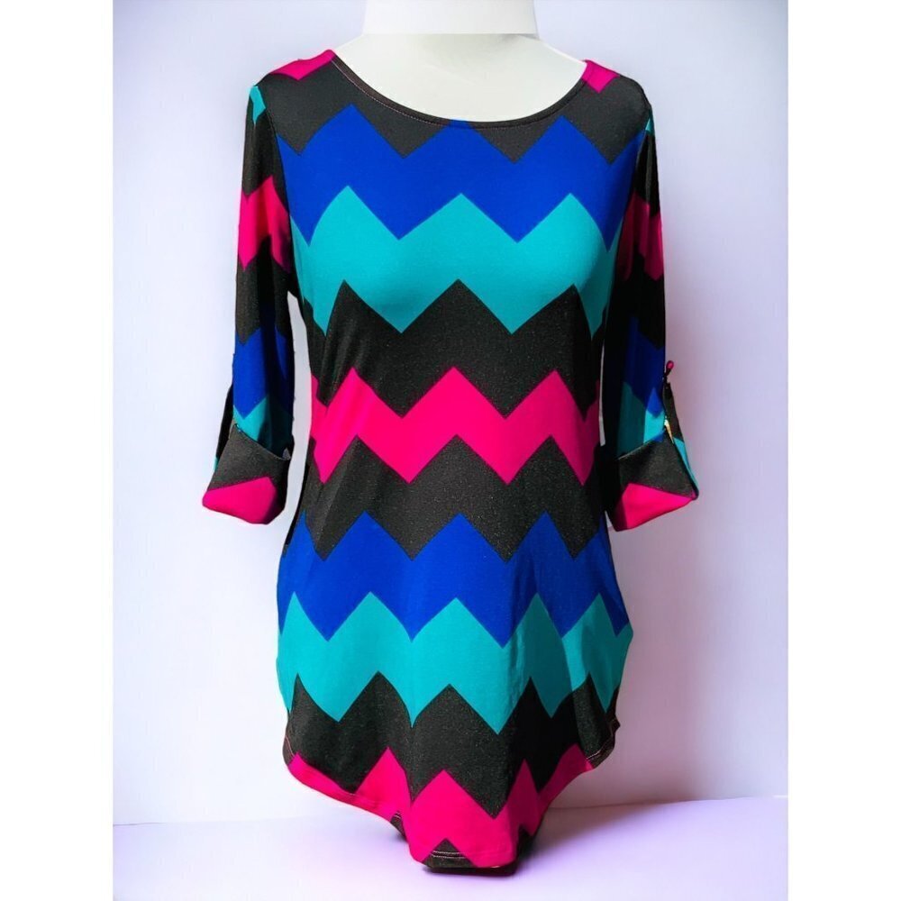 NEW DIRECTIONS LADIES MULTI COLOR CHEVRON PATTERN TUNIC TOP BRAND NEW SIZE SMALL